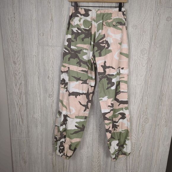 Unbranded Women’s Small Pink Green Cargo Style Pull On Jogger Pants Athleisure - Picture 3 of 9